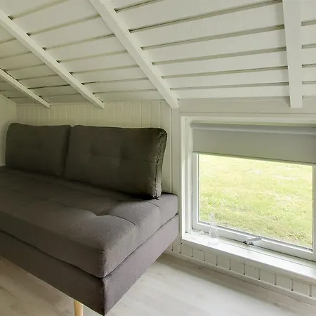 Four-bedroom Holiday In * Hals